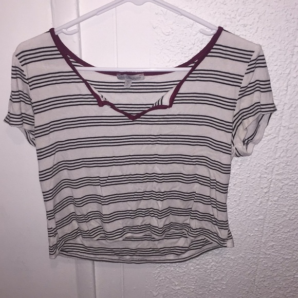 Striped crop top - Picture 1 of 3